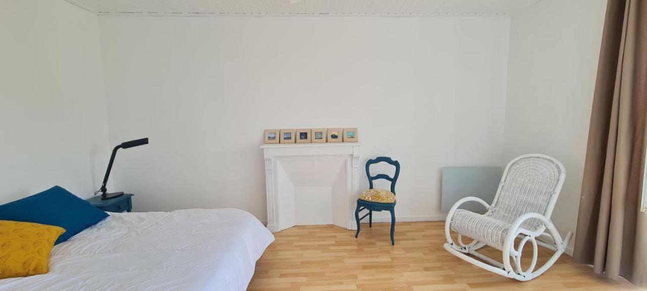 Grande Maison Dans Le Bourg De Nevez + Jardin Екстер'єр фото